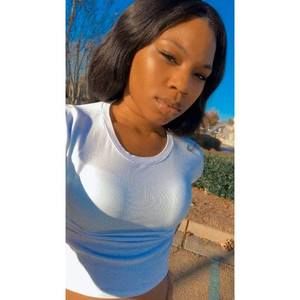 Meet your Posher, Savannah